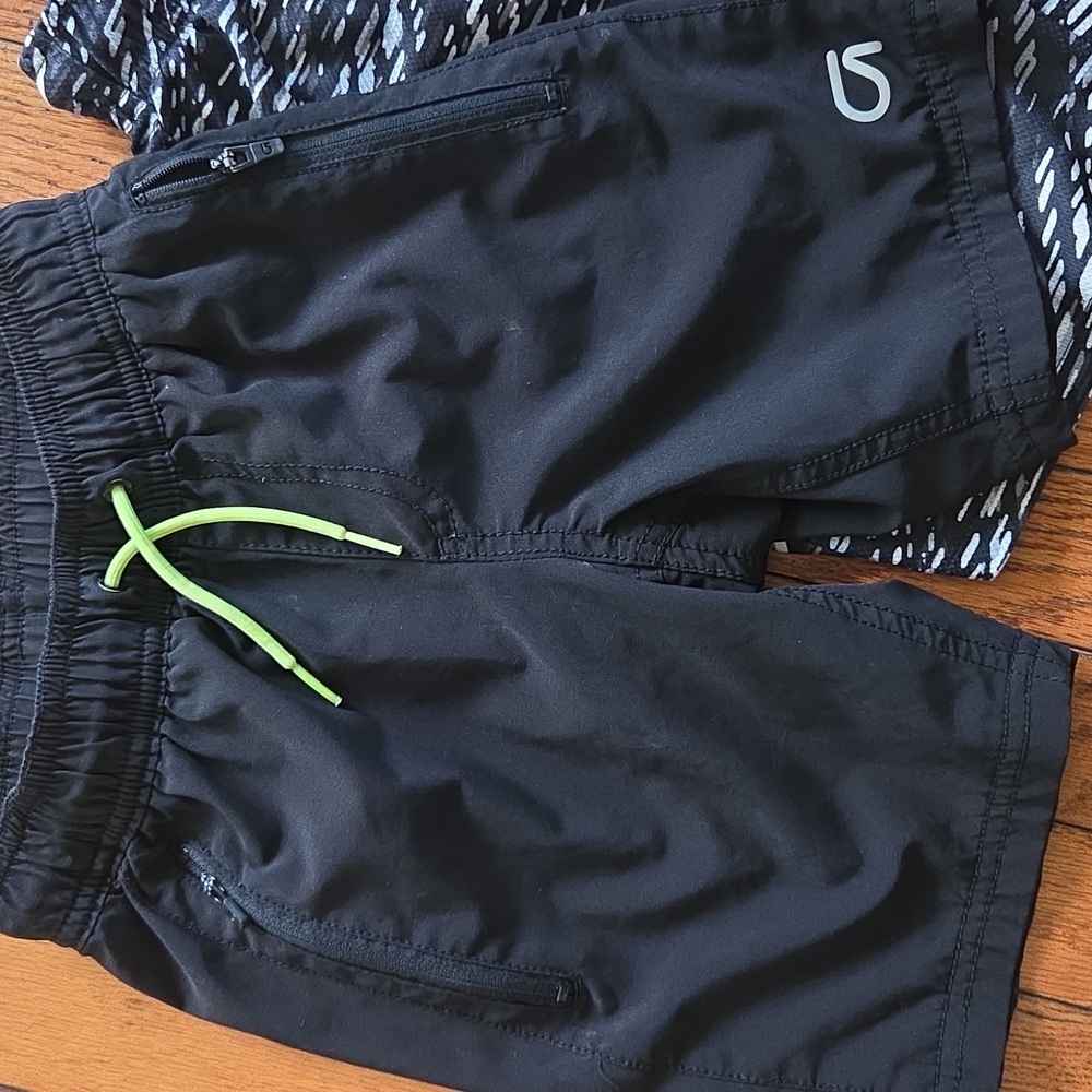 Bundle Of 2 Pull-on Shorts (XS/5-6) - Picture 2 of 8